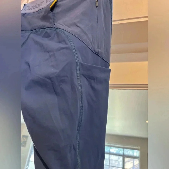 Outdoor voices size medium blue leggings - Picture 6 of 6